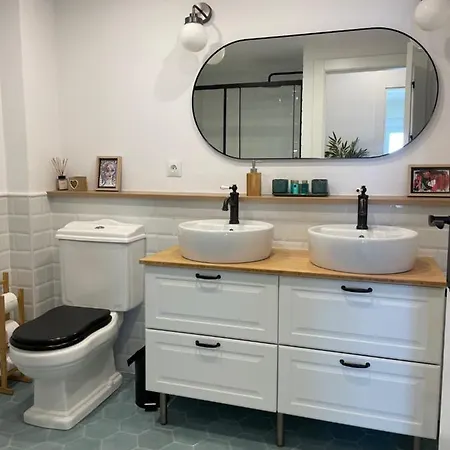 Luxury And Newly Refurbished 3 Bedroom Next To The Slopes Including Indoor Parking * Serra Nevada