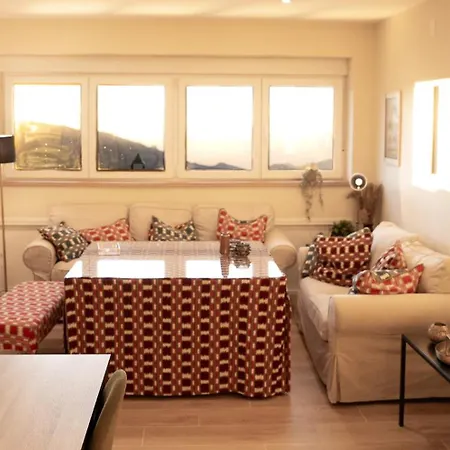 Luxury And Newly Refurbished 3 Bedroom Next To The Slopes Including Indoor Parking Apartamento Serra Nevada