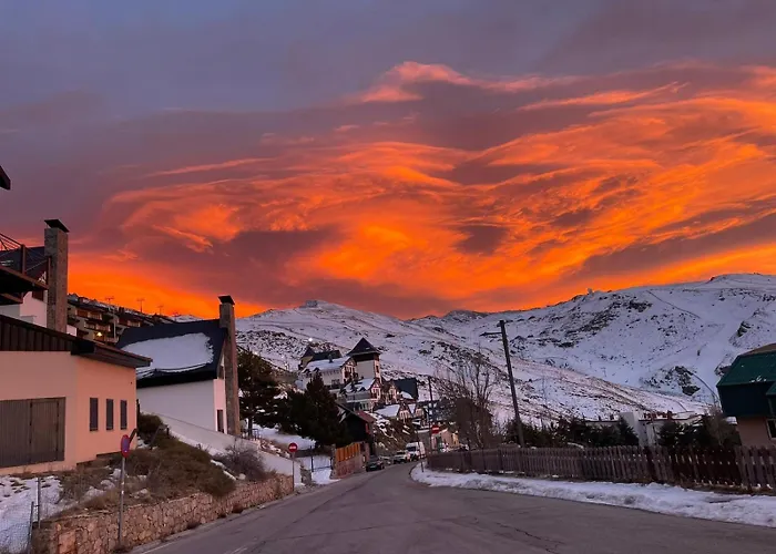 Luxury And Newly Refurbished 3 Bedroom Next To The Slopes Including Indoor Parking * Sierra Nevada