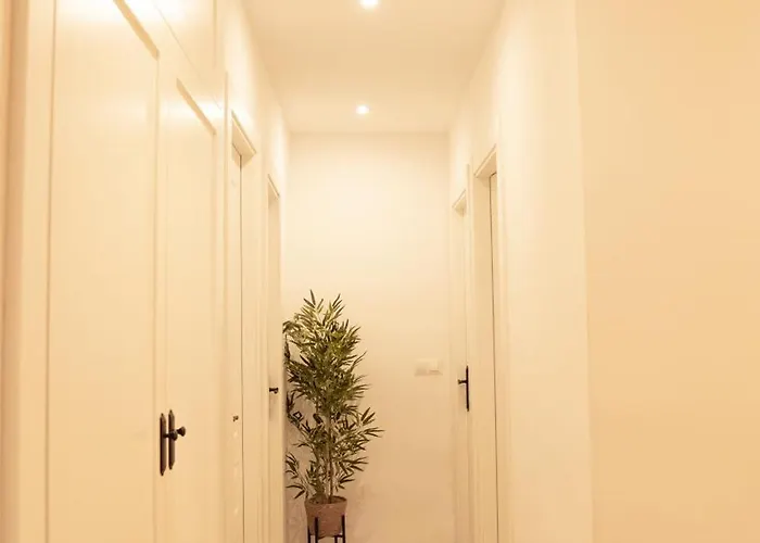 Luxury And Newly Refurbished 3 Bedroom Next To The Slopes Including Indoor Parking * Sierra Nevada