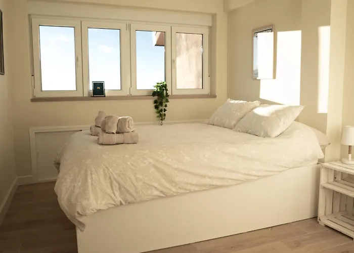 Luxury And Newly Refurbished 3 Bedroom Next To The Slopes Including Indoor Parking Lejlighed