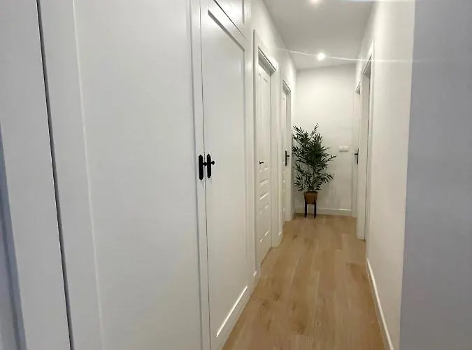 公寓 Luxury And Newly Refurbished 3 Bedroom Next To The Slopes Including Indoor Parking 塞拉内华达