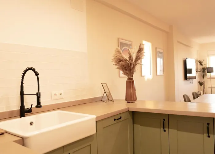 Luxury And Newly Refurbished 3 Bedroom Next To The Slopes Including Indoor Parking 公寓 塞拉内华达